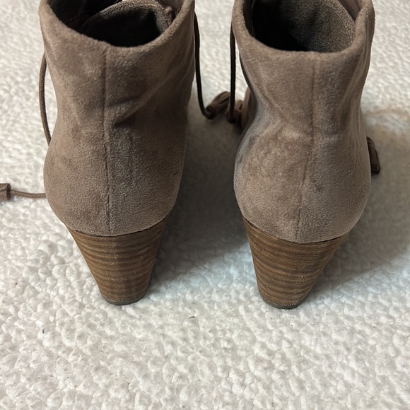 Dr. Scholl's Pierre Memory Foam Wedge Booties - Picture 3 of 7